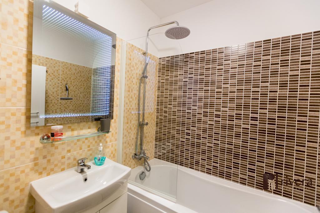 Cozy Apartment - Palas Iasi Luaran gambar